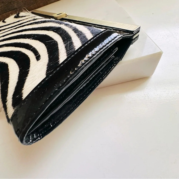 NWOT Nordstrom Patent Leather Zebra Print Large Wallet - Picture 4 of 7